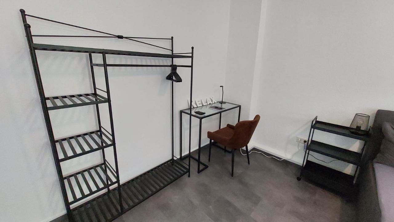 Gockel Homes 1 - Zentral Mit Balkon & Netflix เอสเซน ภายนอก รูปภาพ
